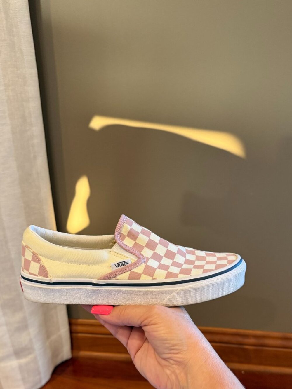 Vans Off the Wall Mauve Pink & White Checkerboard Slip On Shoes, Women's Size 7 - Picture 4 of 8